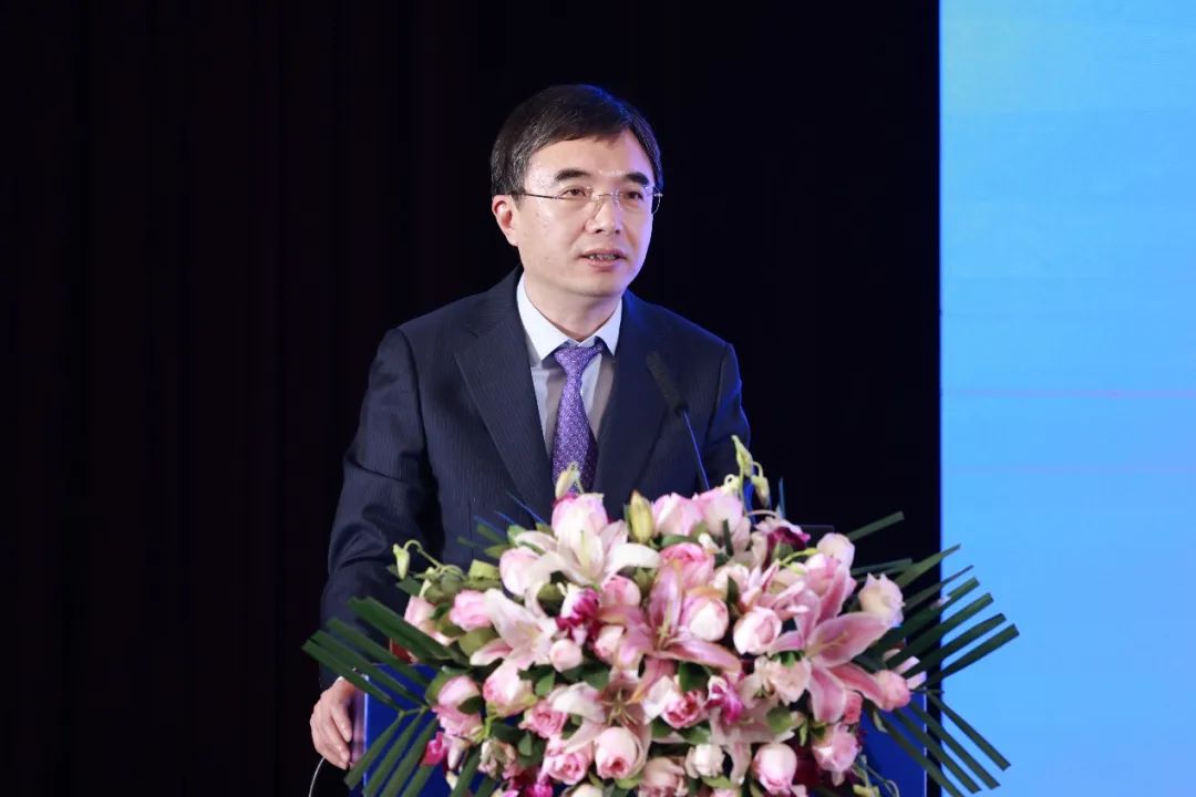 聚力紡織現(xiàn)代化產(chǎn)業(yè)體系新開(kāi)局！中紡圓桌論壇第十七屆年會(huì)在北京舉行