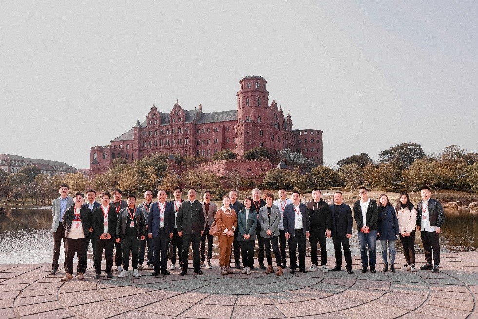 尋找數(shù)智賦能時(shí)尚的創(chuàng)新密鑰