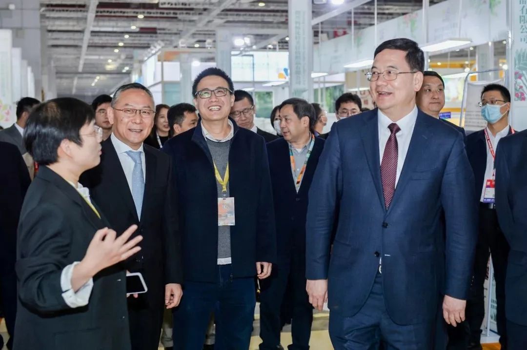 力為華夏添錦繡，織就神州好生活！2023中國紡聯(lián)春季聯(lián)展開幕式暨棉紡消費季活動啟動儀式舉行