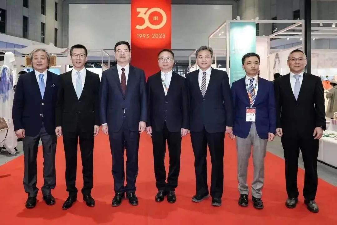力為華夏添錦繡，織就神州好生活！2023中國紡聯(lián)春季聯(lián)展開幕式暨棉紡消費季活動啟動儀式舉行