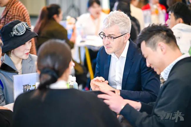 躍新永續(xù) 生態(tài)時(shí)尚--2023海寧中國國際皮革毛皮時(shí)裝面輔料展，匯聚可持續(xù)發(fā)展潮力量