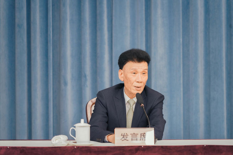 陸大榮：聽黨話跟黨走，民營(yíng)企業(yè)大有作為 &mdash;&mdash;在蘇州市服裝業(yè)商會(huì)二屆二次會(huì)員大會(huì)上的發(fā)言