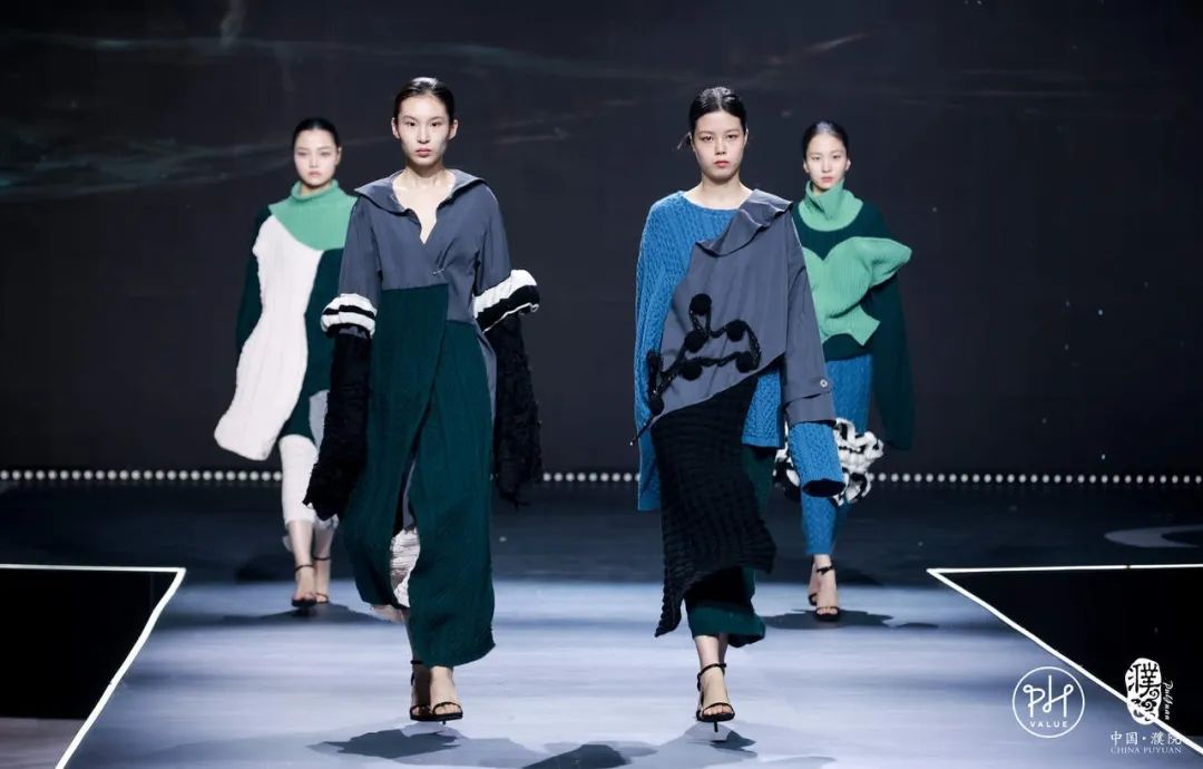 古鎮(zhèn)新時(shí)尚！第八屆&ldquo;濮院杯&rdquo;PH Value中國(guó)針織設(shè)計(jì)師大賽決賽暨頒獎(jiǎng)典禮今天舉行