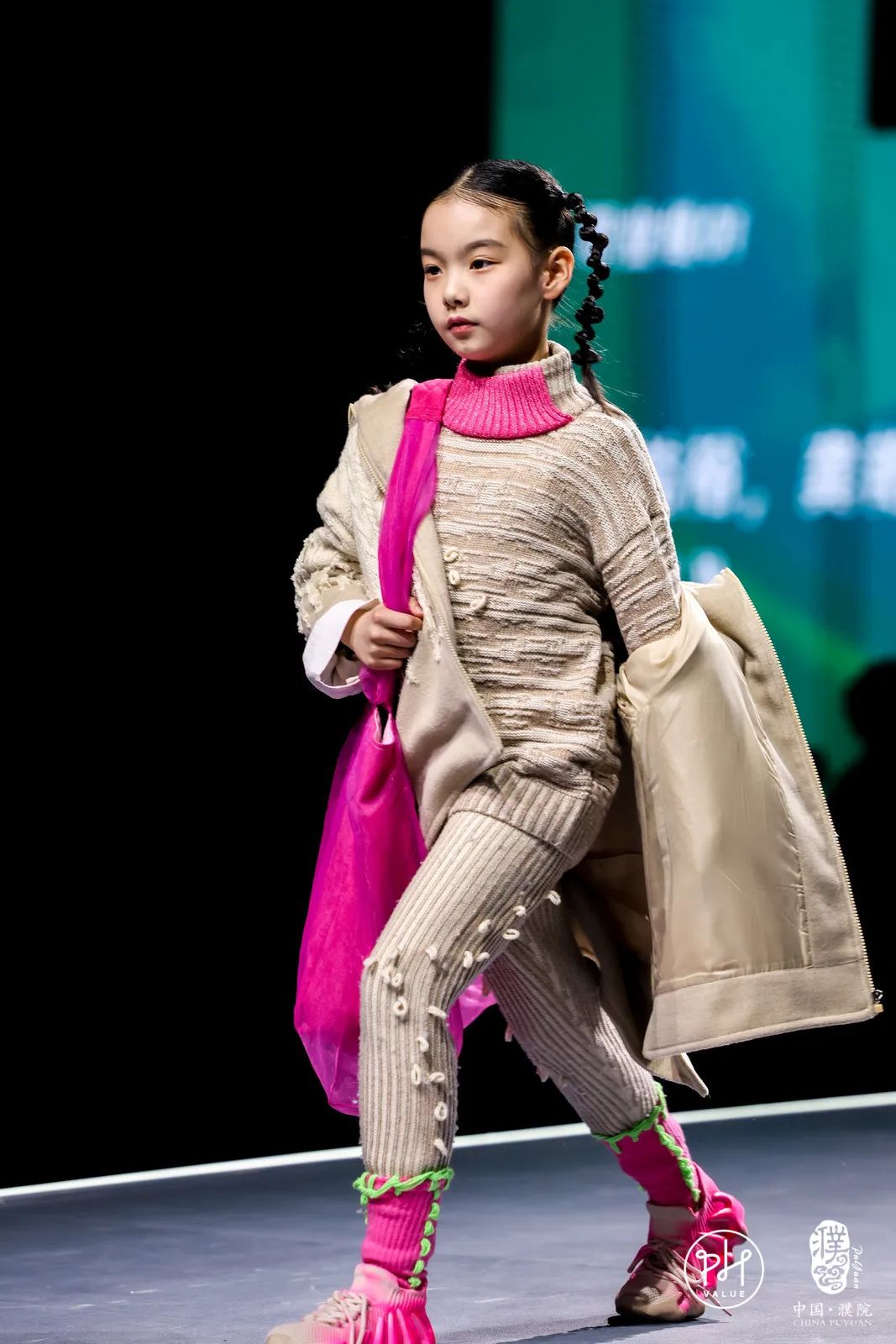 古鎮(zhèn)新時(shí)尚！第八屆&ldquo;濮院杯&rdquo;PH Value中國(guó)針織設(shè)計(jì)師大賽決賽暨頒獎(jiǎng)典禮今天舉行