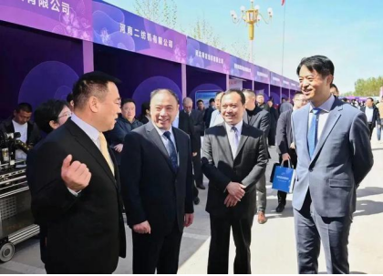 2023中國(晉州)紡織服裝博覽會暨中國服裝數(shù)智化轉(zhuǎn)型萬里行高峰論壇成功舉行