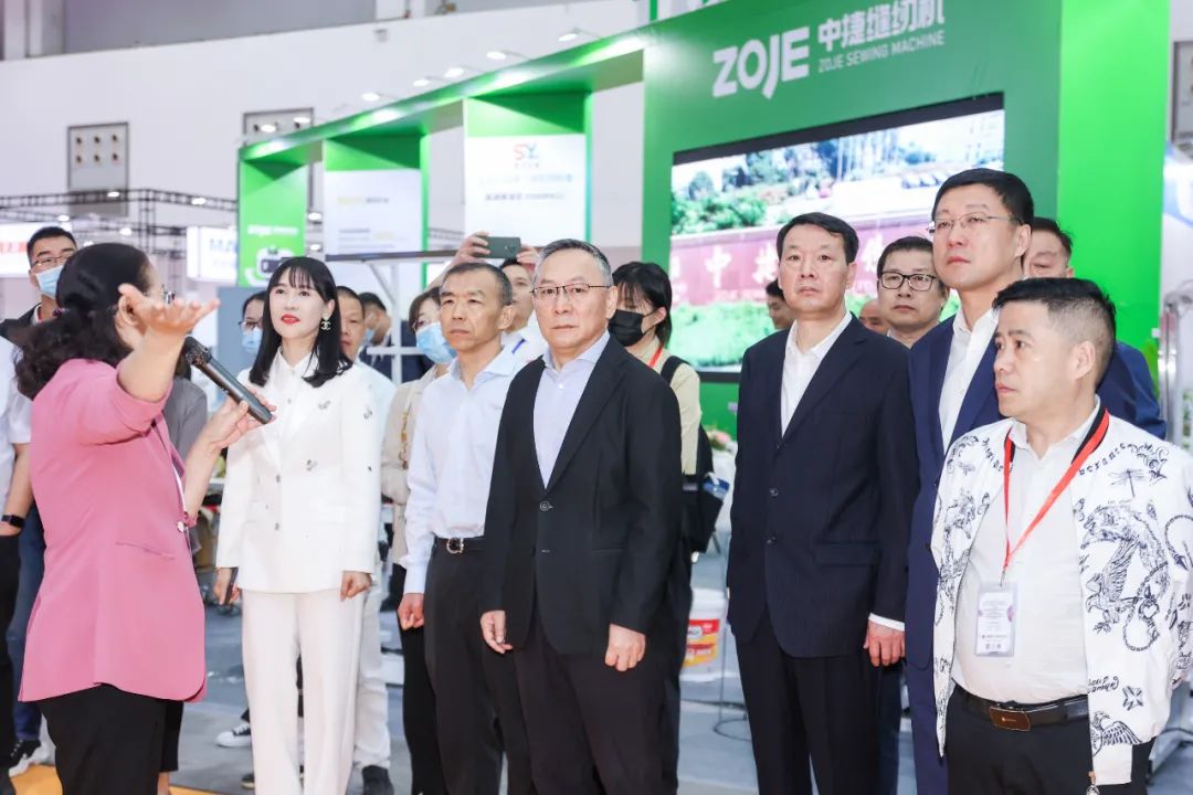 潮起江城，面向未來 | 2023武漢國際紡織面料及輔料博覽會啟幕