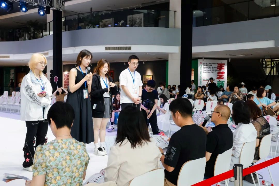 青&ldquo;設(shè)&rdquo;飛揚(yáng) | 2023&ldquo;青田&middot;蘇工美杯&rdquo;江蘇省校服職業(yè)技能定制賽暨江蘇省服裝院校學(xué)生設(shè)計(jì)大賽決賽圓滿落幕！