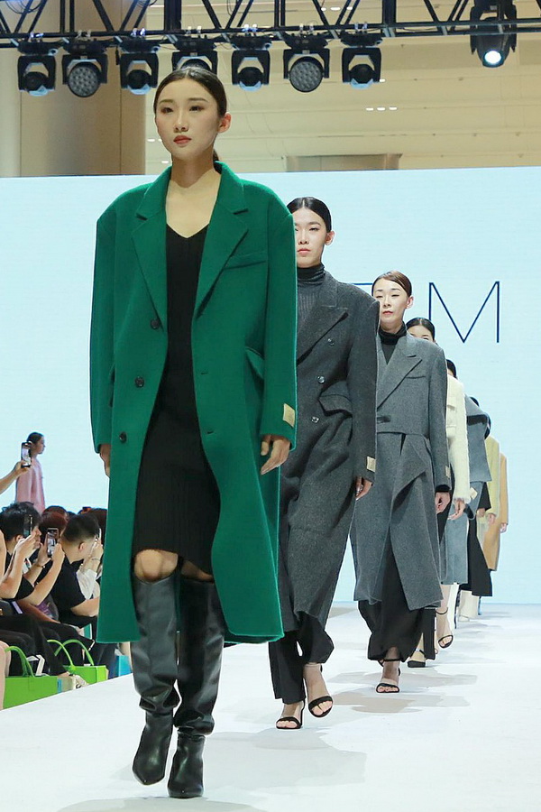 新風(fēng)尚、新格局、新起點(diǎn)，第三十屆中國(guó)杭州國(guó)際紡織服裝供應(yīng)鏈博覽會(huì)盛大開幕。