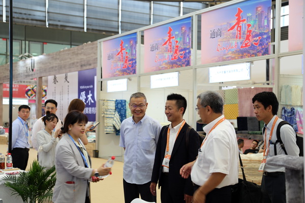 山東292家企業(yè)齊聚31屆華交會，青島家紡展團大放異彩
