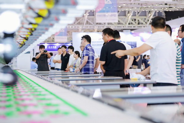 創(chuàng)新而來 向好而生 第五屆中國(紹興)紡織新材料展成功舉辦