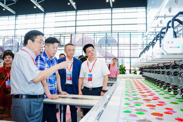 創(chuàng)新而來 向好而生 第五屆中國(紹興)紡織新材料展成功舉辦