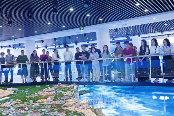 學(xué)在南山，益在長(zhǎng)遠(yuǎn) &ldquo;南山智尚杯&rdquo;2023年中國(guó)職業(yè)裝設(shè)計(jì)大賽暨交通運(yùn)輸行業(yè)制服設(shè)計(jì)大賽大師課結(jié)課！