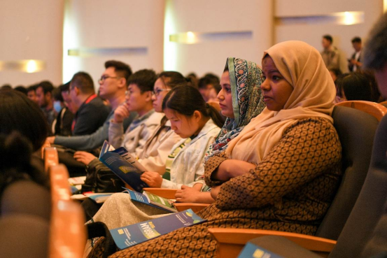 以&ldquo;先進紡織科學與技術&rdquo;為主題的第二屆國際紡織前沿科學與技術大會暨世界紡織大學聯(lián)盟年會在東華大學舉行