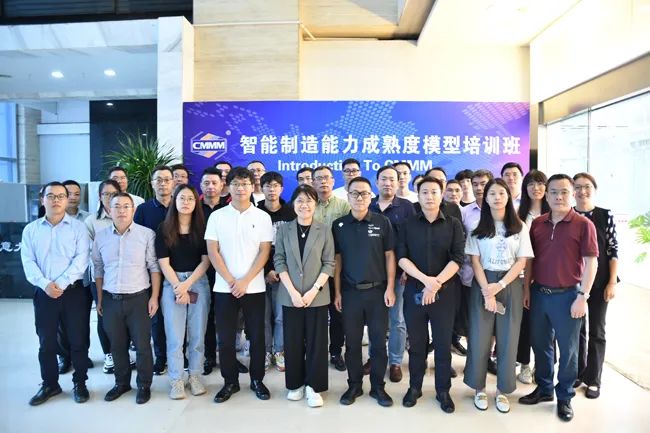 以&ldquo;先進紡織科學與技術&rdquo;為主題的第二屆國際紡織前沿科學與技術大會暨世界紡織大學聯(lián)盟年會在東華大學舉行