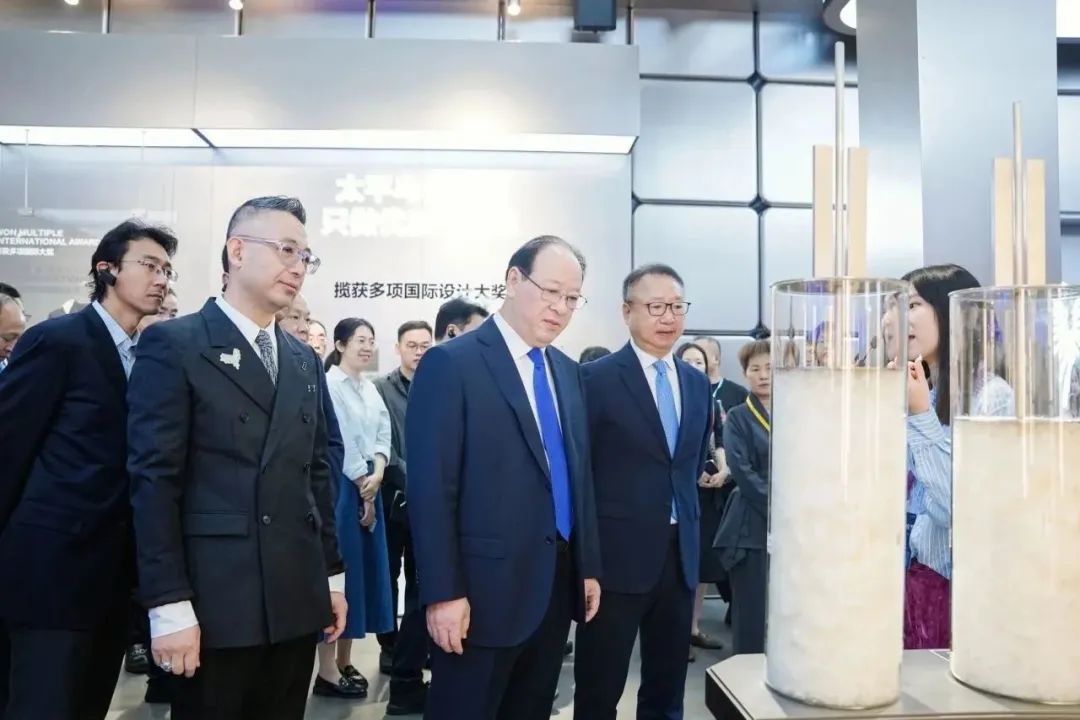 &ldquo;潮涌東方、風(fēng)尚寧波&rdquo;--2023寧波時尚節(jié)暨第27屆寧波國際服裝節(jié)盛大啟幕