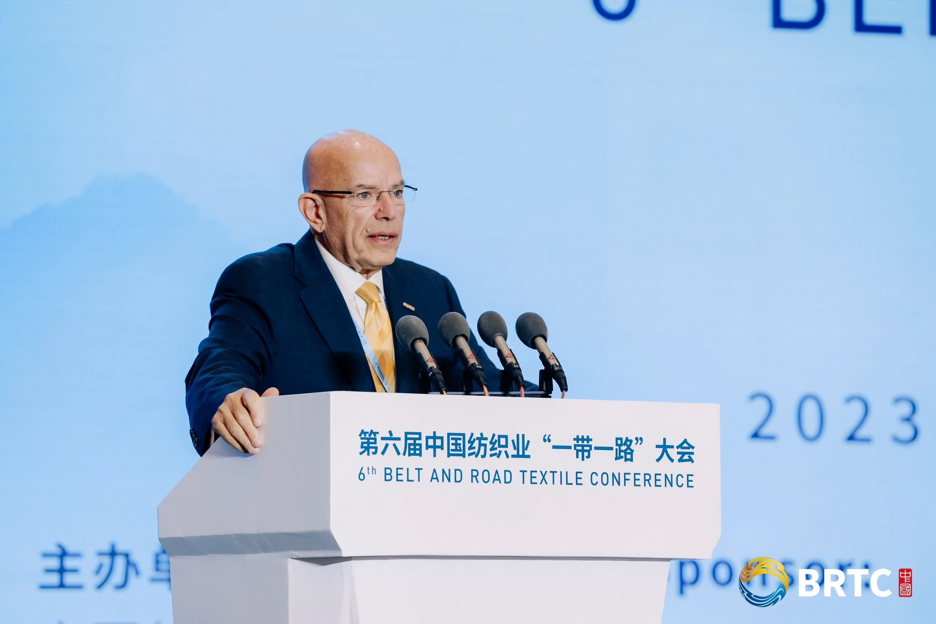 共創(chuàng)全球紡織合作新未來！第六屆中國紡織業(yè)&ldquo;一帶一路&rdquo;大會成功召開