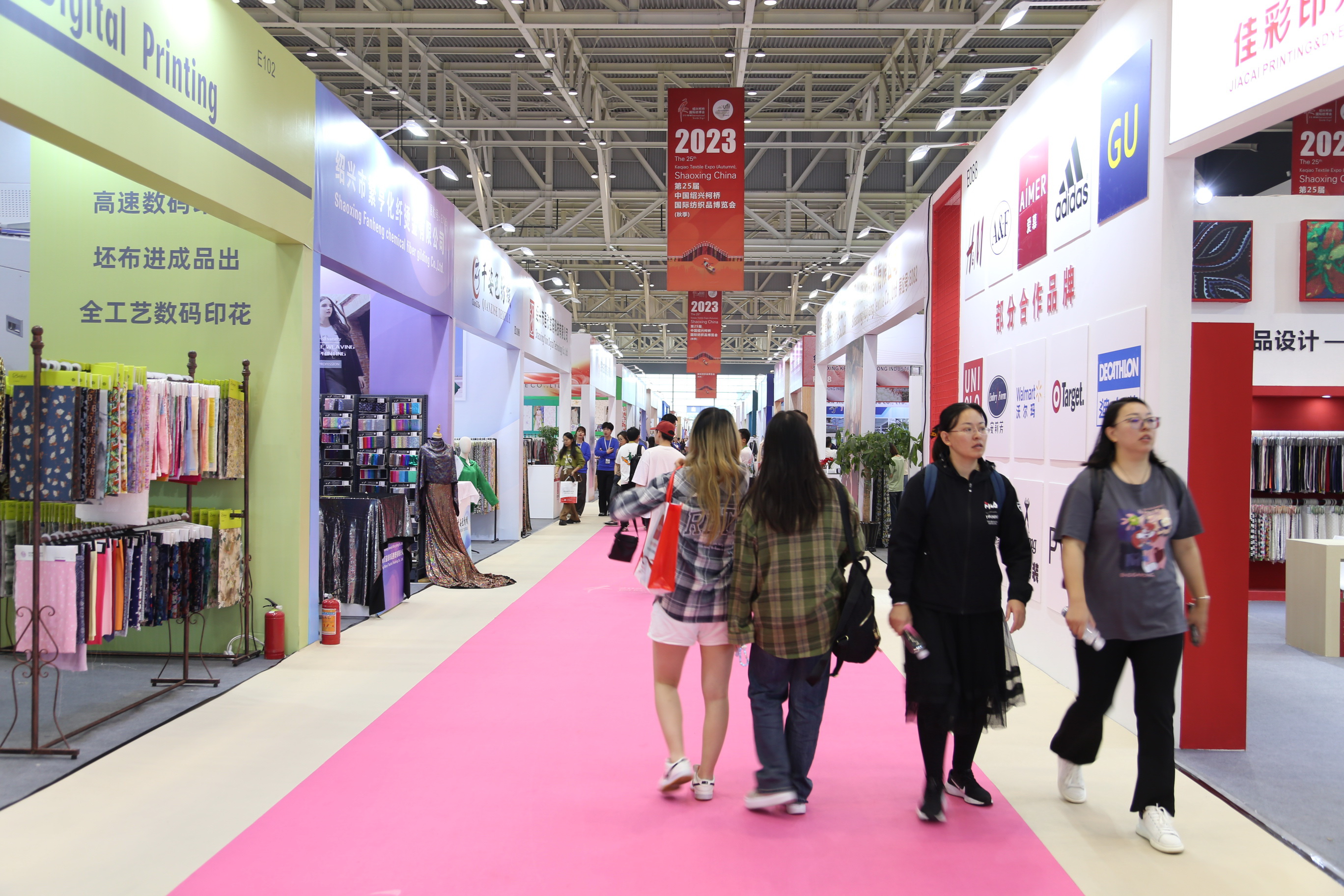 立足全球，筑牢世界紡織產(chǎn)業(yè)節(jié)點(diǎn)--2023第25屆中國紹興柯橋國際紡織品博覽會(huì)（秋季）盛大開幕 