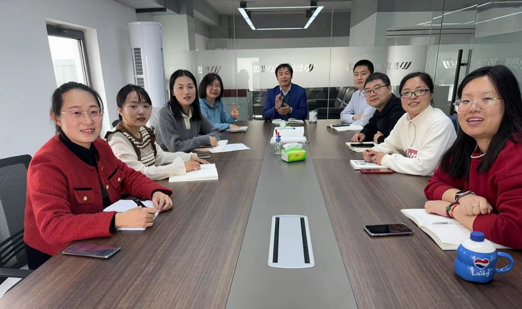 新維紡織  迭代滌綸 祝大家龍年大吉  財源滾滾