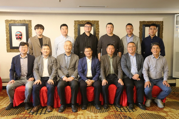 審時(shí)度勢(shì)、共商發(fā)展&mdash;中國紡織品進(jìn)出口商會(huì)曹甲昌會(huì)長一行調(diào)研青島家紡行業(yè)