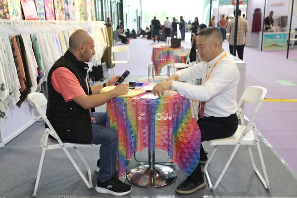 向&ldquo;新&rdquo;而生 逐&ldquo;質(zhì)&rdquo;而行！2024中國紹興柯橋國際紡博會（春季） 隆重開幕