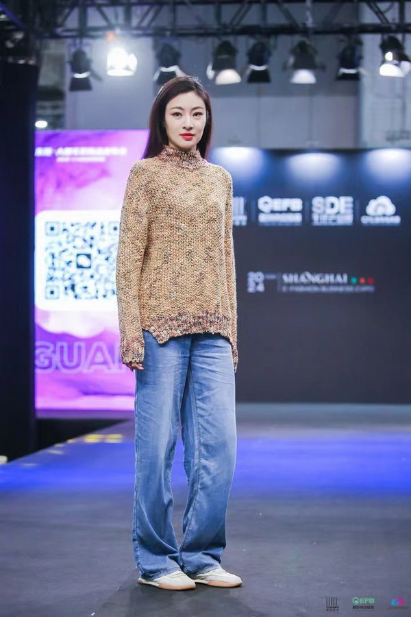 中國品牌日｜大朗毛織16家企業(yè)亮相EFB上海服飾供應鏈展，共繪產(chǎn)業(yè)新篇章