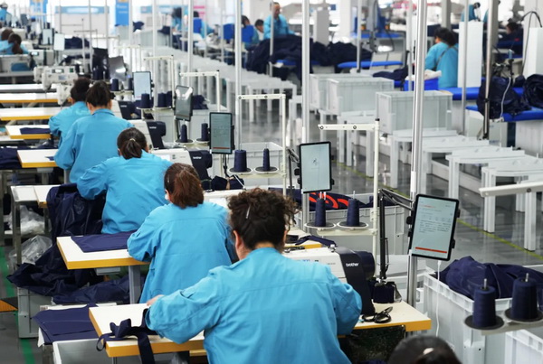 際華3502著力打造&ldquo;成本領(lǐng)先、效益領(lǐng)先&rdquo;的專業(yè)化生產(chǎn)基地