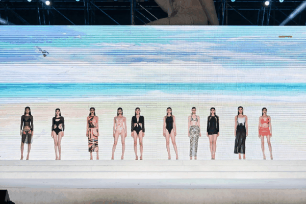 &ldquo;泳&rdquo;動(dòng)興城！2024東北亞（興城）國際泳裝博覽會(huì)開幕