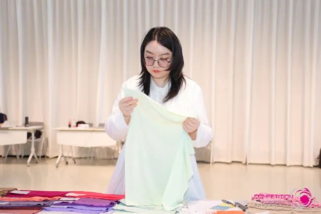 中國流行面料如何煥新當(dāng)代設(shè)計？聯(lián)動雅瑩集團(tuán)，這場評審會為好創(chuàng)意持續(xù)加碼