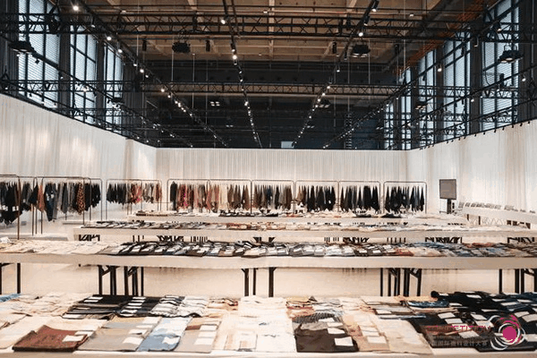 中國流行面料如何煥新當(dāng)代設(shè)計？聯(lián)動雅瑩集團(tuán)，這場評審會為好創(chuàng)意持續(xù)加碼