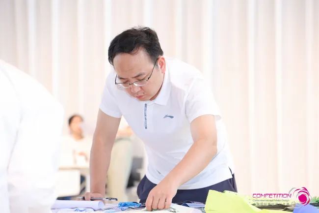 中國流行面料如何煥新當(dāng)代設(shè)計？聯(lián)動雅瑩集團(tuán)，這場評審會為好創(chuàng)意持續(xù)加碼