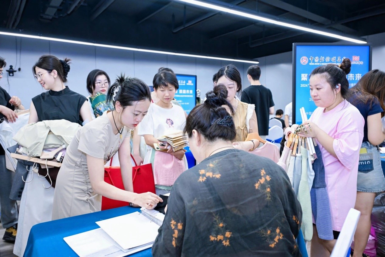 向世界問好！&ldquo;中國時尚女裝面料第一站&rdquo;榮耀啟航
