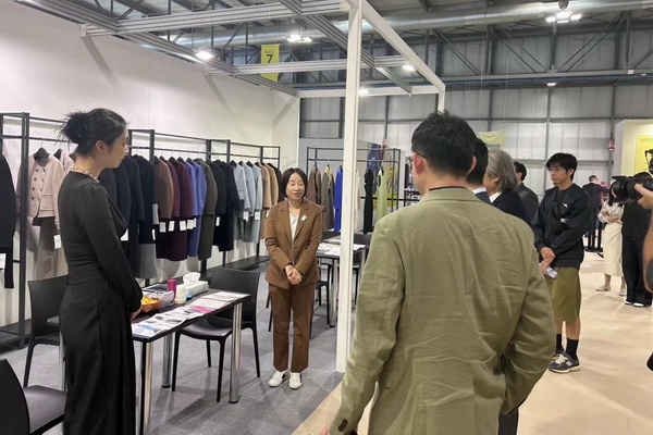 昭奈華裕閃耀米蘭，共繪中意時尚融合新篇章