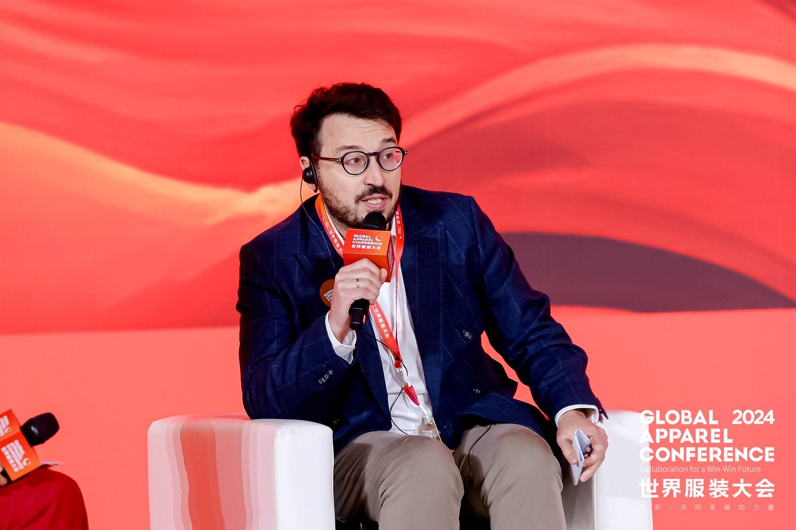 &ldquo;融和&rdquo;20個(gè)國(guó)家和地區(qū)服裝精英，2024世界服裝大會(huì)在東莞虎門開幕