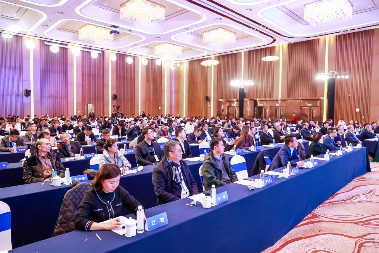 協(xié)同&創(chuàng)新 全面推進(jìn)集群治理現(xiàn)代化！2024中國紡織產(chǎn)業(yè)集群發(fā)展大會(huì)在柯橋召開