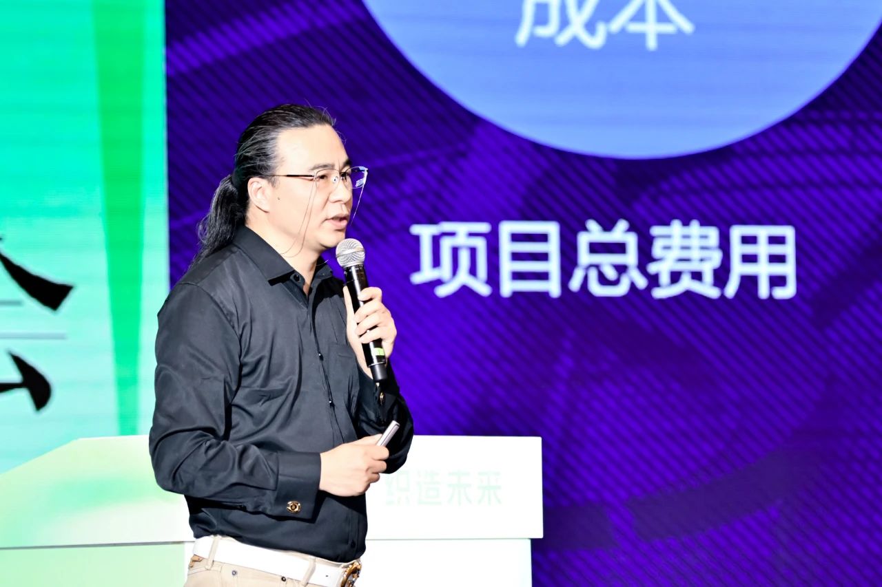 “數(shù)實(shí)融合 織造未來”--第一屆中國紡織行業(yè)數(shù)字化轉(zhuǎn)型大會在紹興柯橋舉行