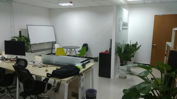 28歲身價過億:清華男孩的AI電商百億銷售神話之路