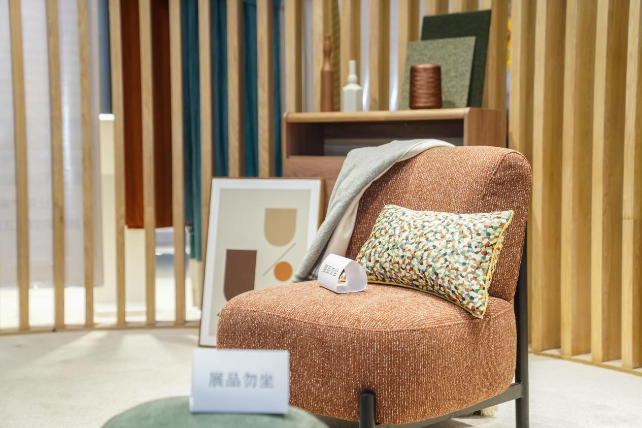 智造織就未來，錦韻潮動全球！2025海寧春季家博會今日啟幕