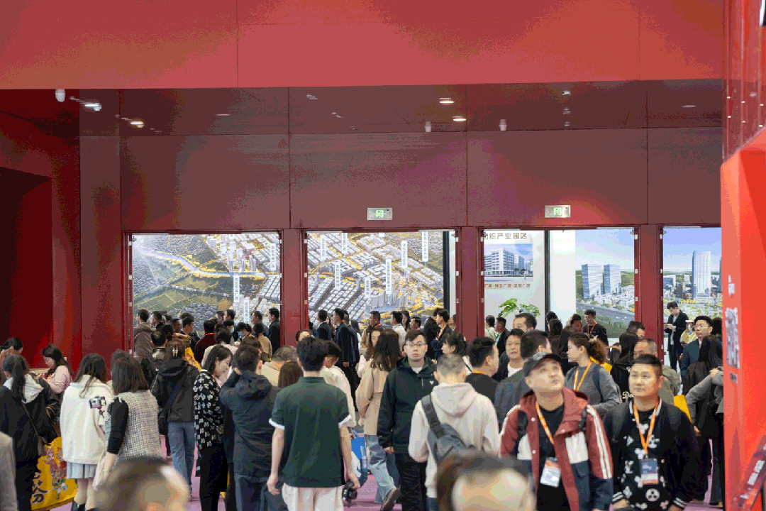 12.1萬專業(yè)觀眾+全網(wǎng)10.1億閱讀量&hellip;第四屆潮汕服博會完美落幕！