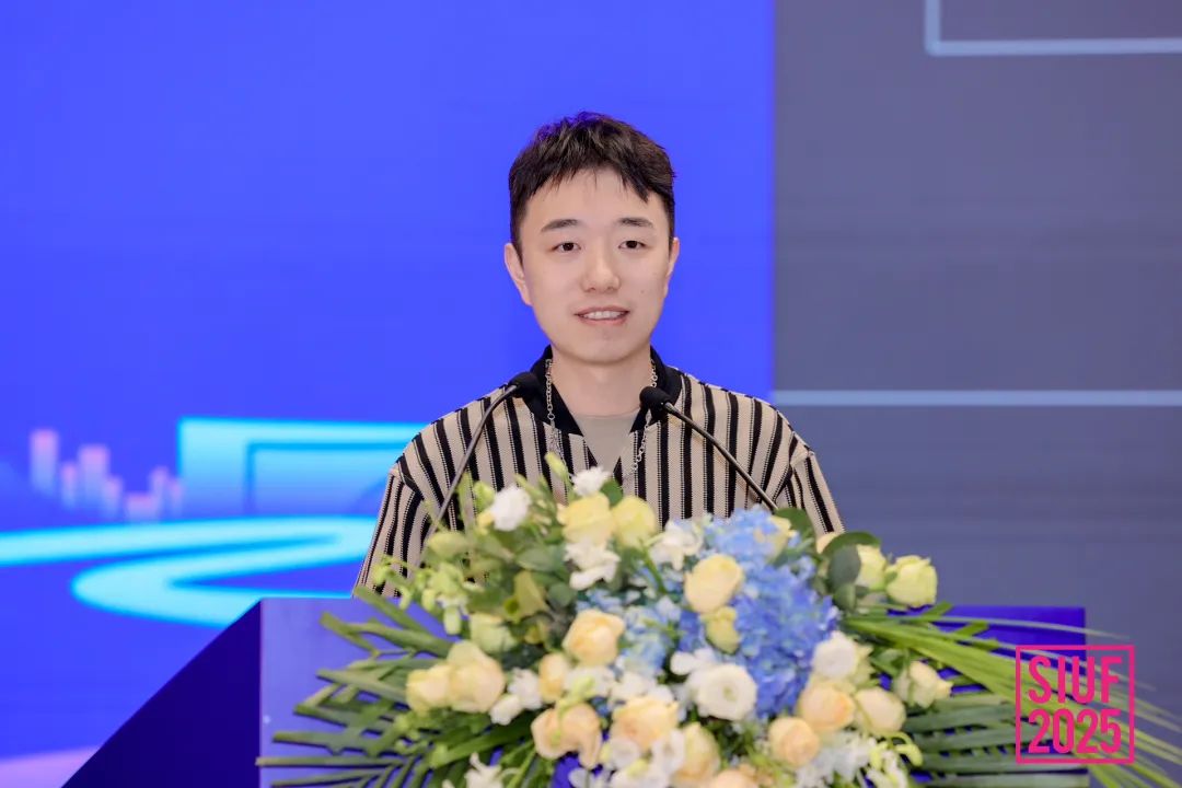 內(nèi)衣產(chǎn)業(yè)聚智深圳，共繪&ldquo;智尚&rdquo; 新篇｜2025中國(guó)內(nèi)衣文化周暨第三屆U30全球內(nèi)衣產(chǎn)業(yè)峰會(huì)圓滿落幕