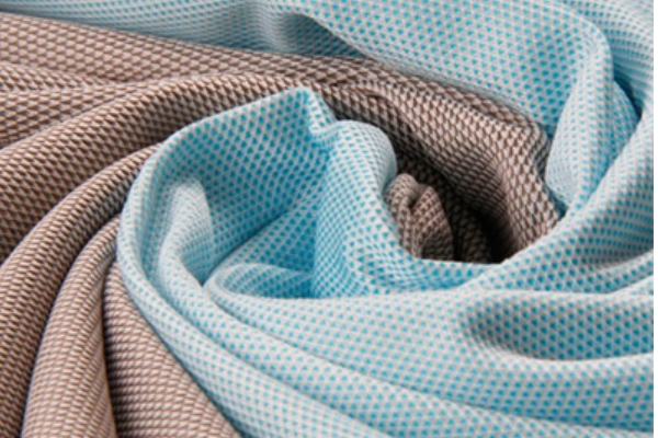 極致創(chuàng)新，讓迭代&reg;滌綸&ldquo;生態(tài)圈&rdquo;再次火爆2025yarnexpo春夏展