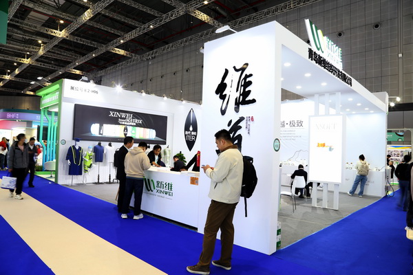 極致創(chuàng)新，讓迭代&reg;滌綸&ldquo;生態(tài)圈&rdquo;再次火爆2025yarnexpo春夏展