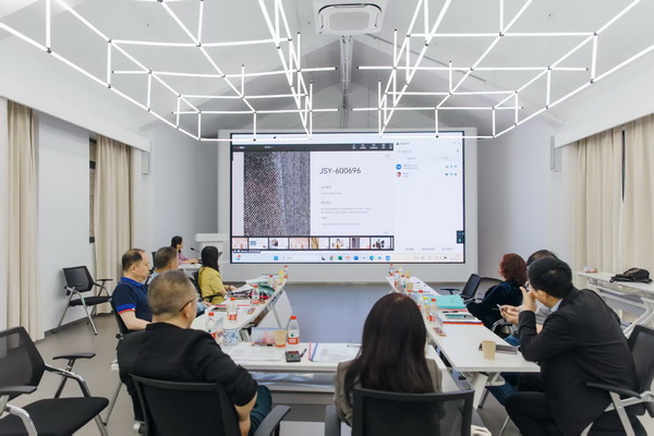 挖掘創(chuàng)新人才，激發(fā)產(chǎn)業(yè)活力！&ldquo;第十屆（2025年）十佳紡織面料設(shè)計(jì)師及培養(yǎng)先進(jìn)單位評選&rdquo;評審會于柯橋舉行