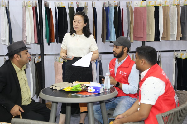 新形勢(shì)、新機(jī)遇，2025柯橋春季國(guó)際紡博會(huì)拉開帷幕，全方位展示中國(guó)紡織發(fā)展的強(qiáng)韌