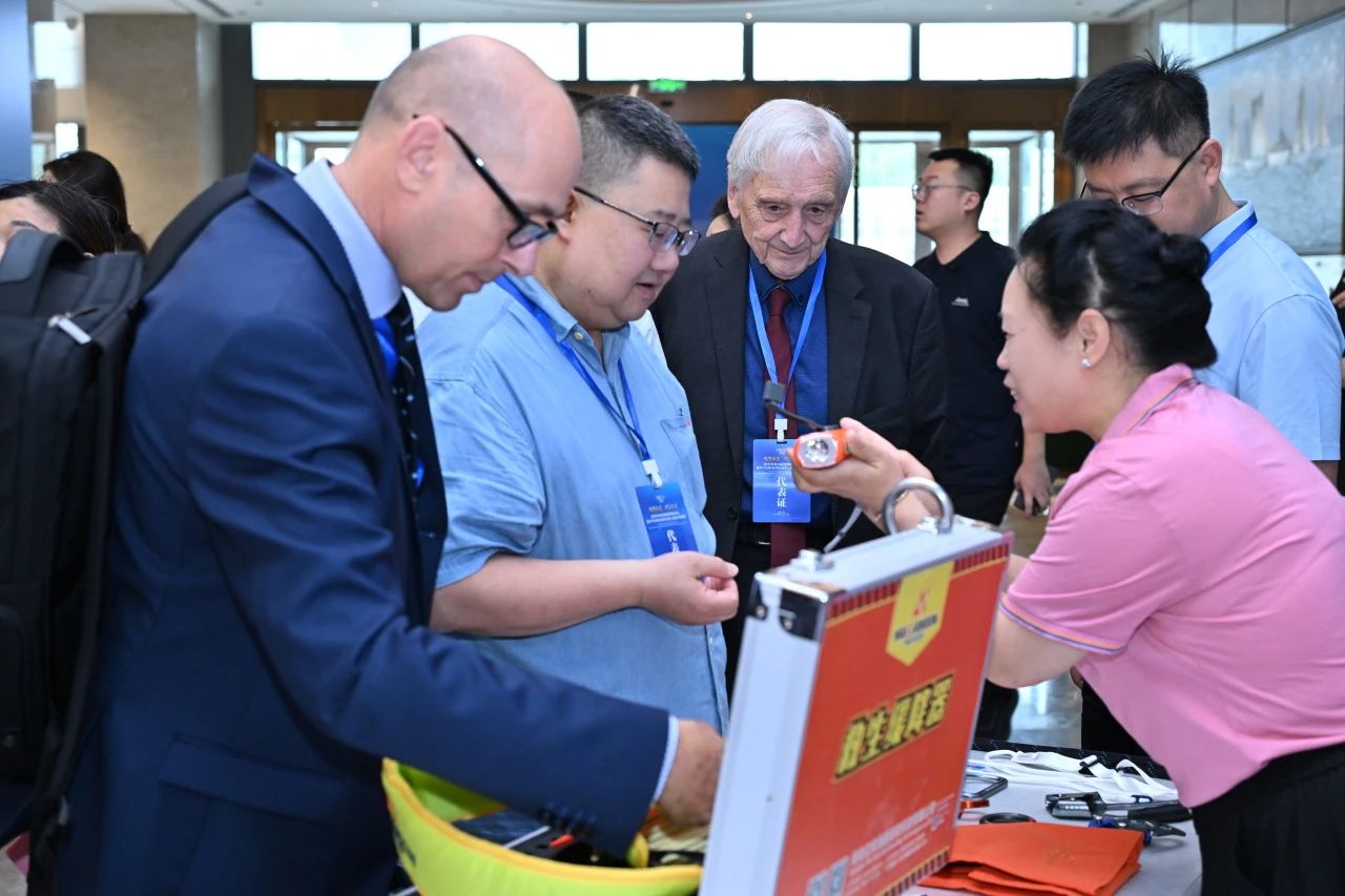 &ldquo;繩智深藍，網(wǎng)啟未來&rdquo;--2025年第五屆國際繩網(wǎng)大會在青島召開