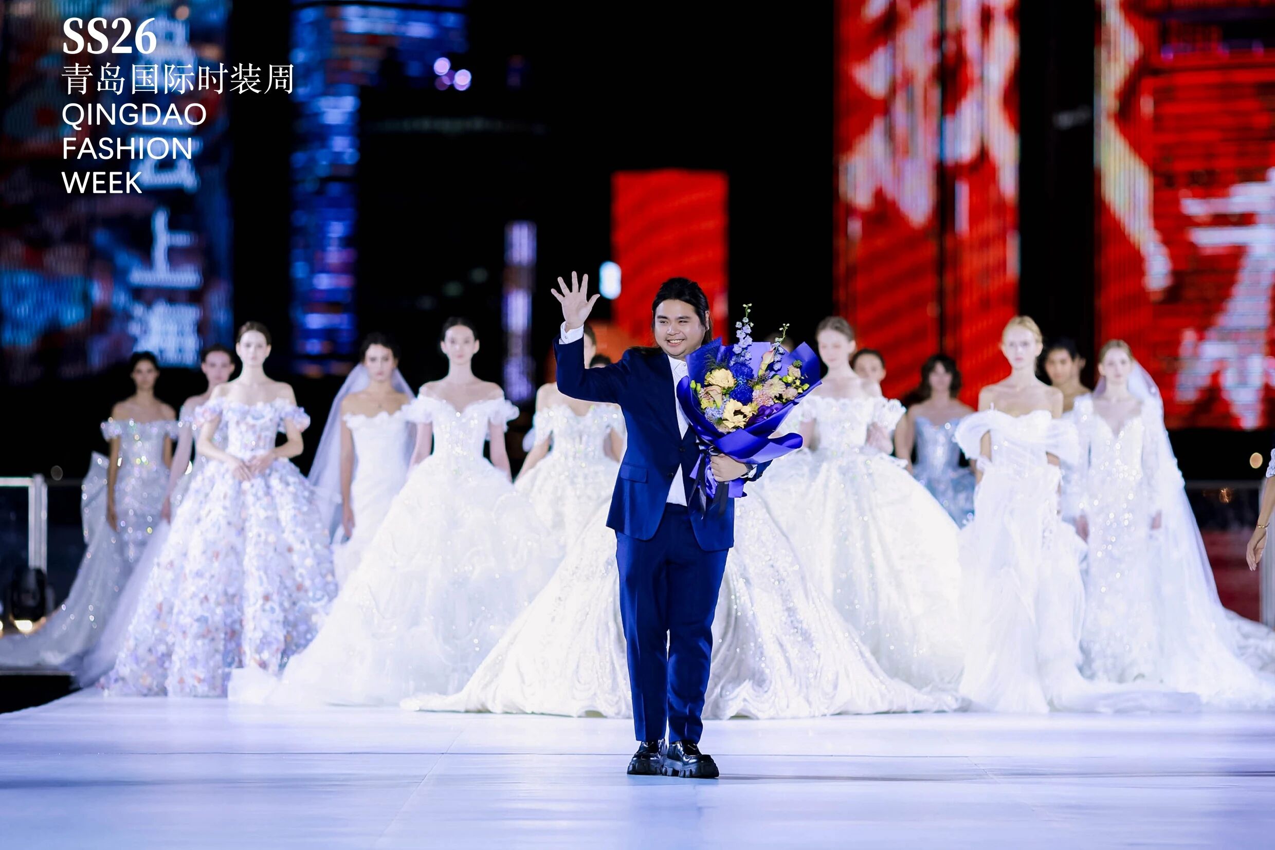潮涌浮山灣畔 時尚綺夢啟航--2025中國（青島）國際時裝周盛大啟幕！