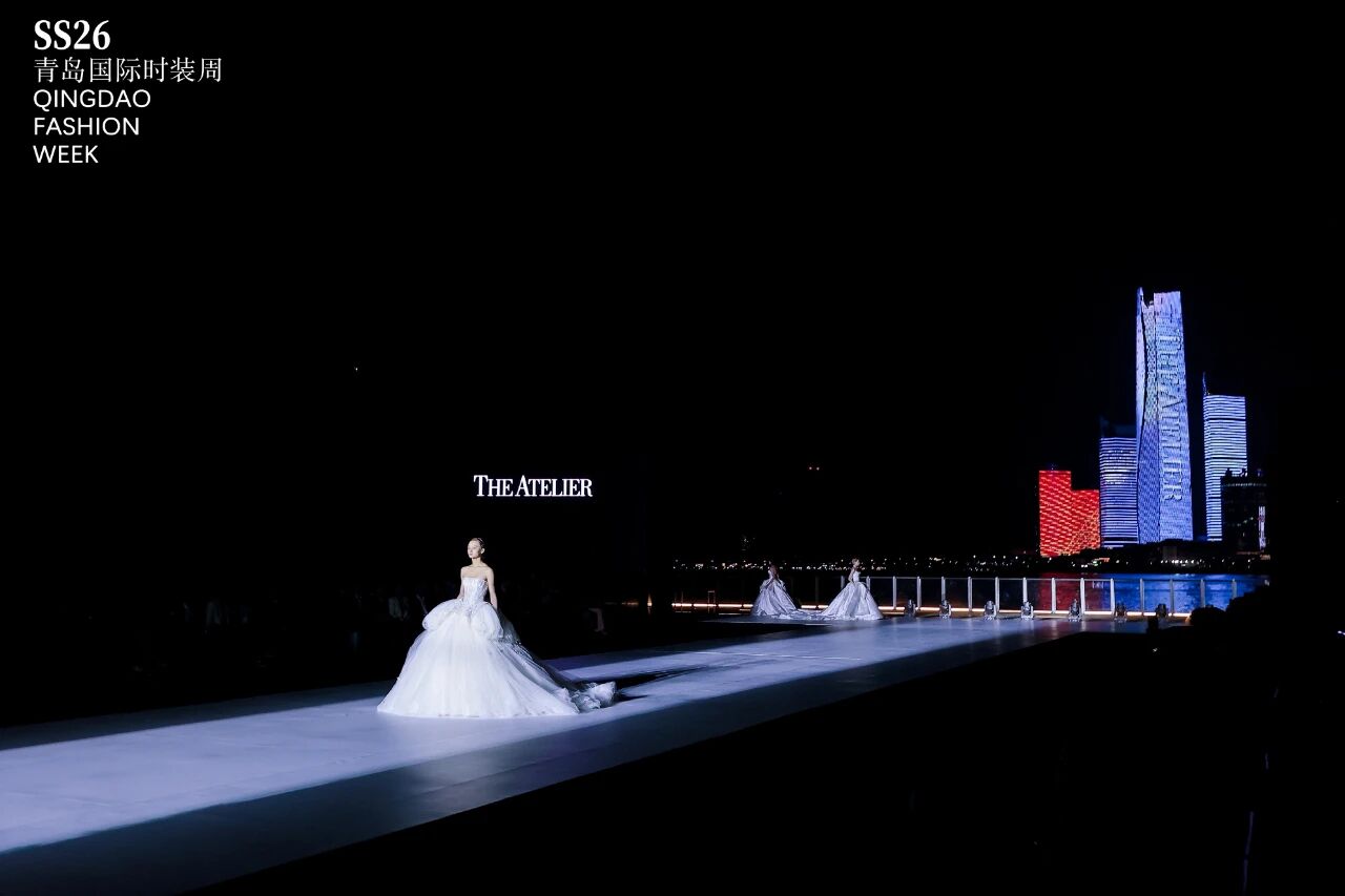 潮涌浮山灣畔 時尚綺夢啟航--2025中國（青島）國際時裝周盛大啟幕！