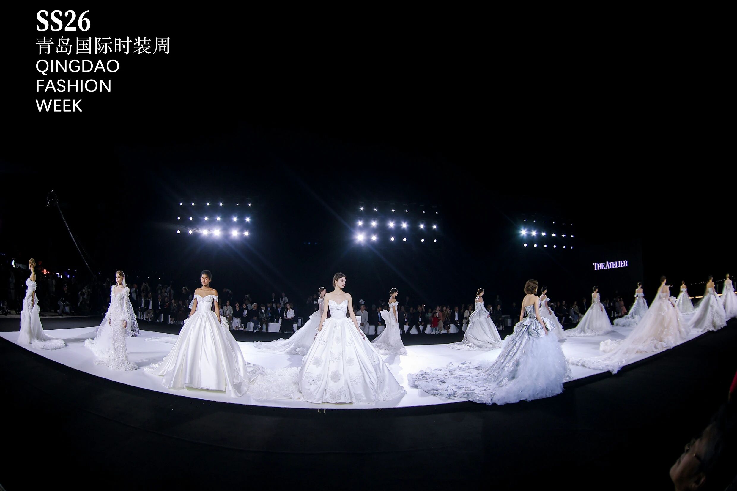潮涌浮山灣畔 時尚綺夢啟航--2025中國（青島）國際時裝周盛大啟幕！