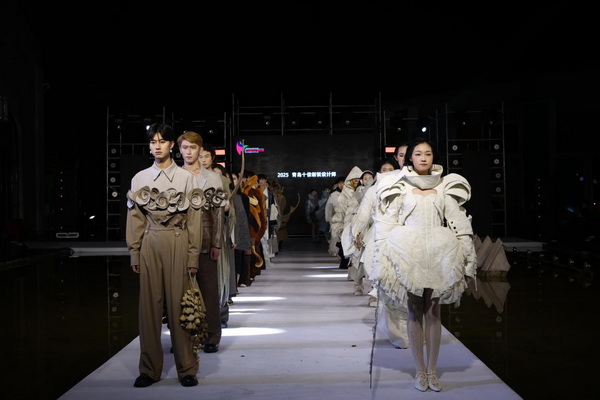 &ldquo;華秀&rdquo;璀璨，紡織谷變身老城區(qū)時尚秀場