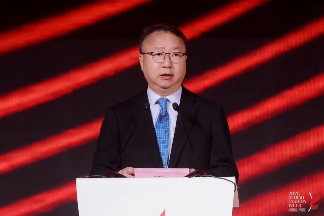 2025柯橋時尚周（秋季）啟幕！十年織夢，時尚共鳴&ldquo;洄響&rdquo;千年紡都