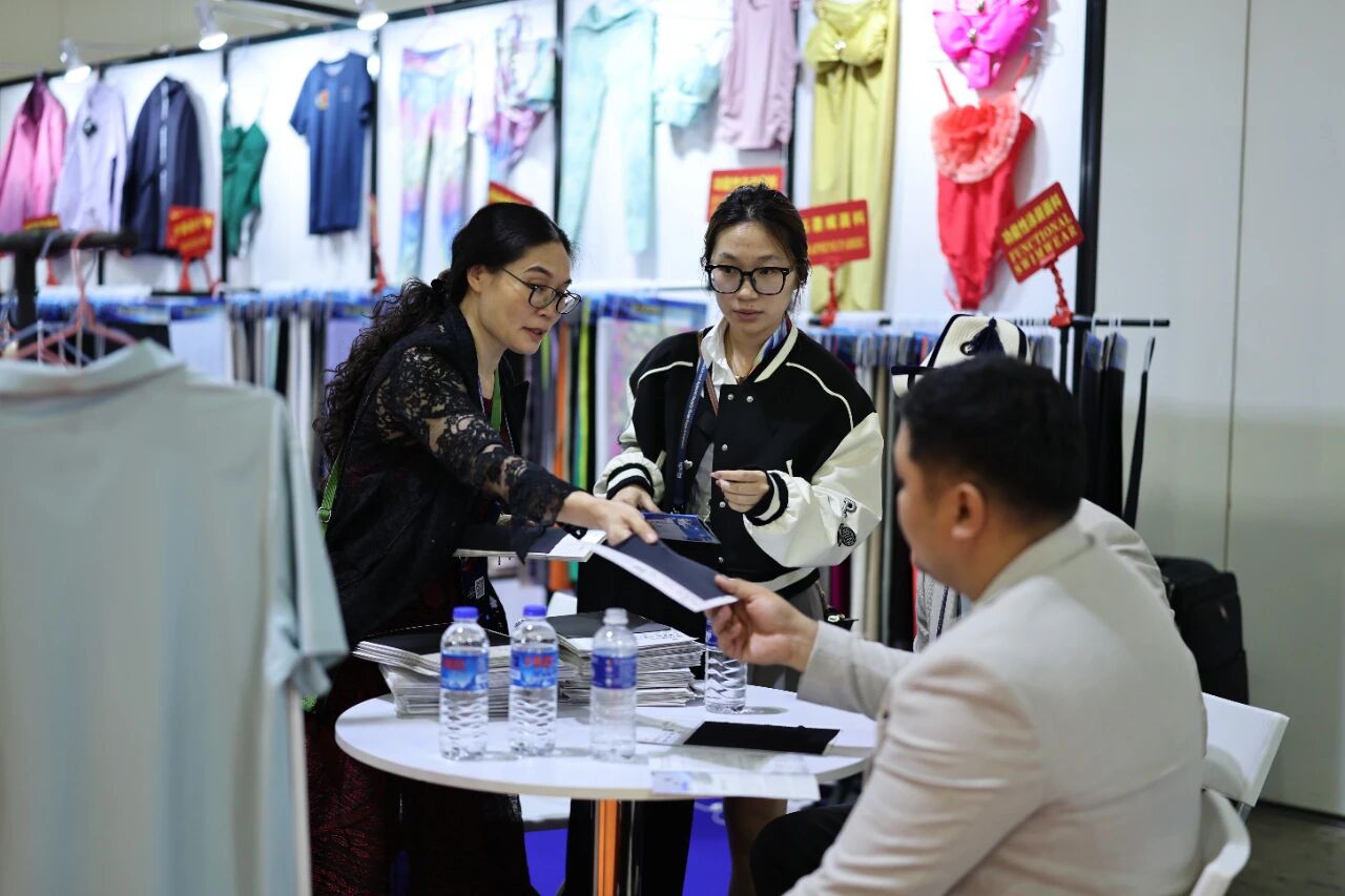 繪就產(chǎn)業(yè)發(fā)展新藍(lán)圖 邁向&ldquo;韌性協(xié)同&rdquo;新紀(jì)元 APTEXPO 2025新加坡啟幕！